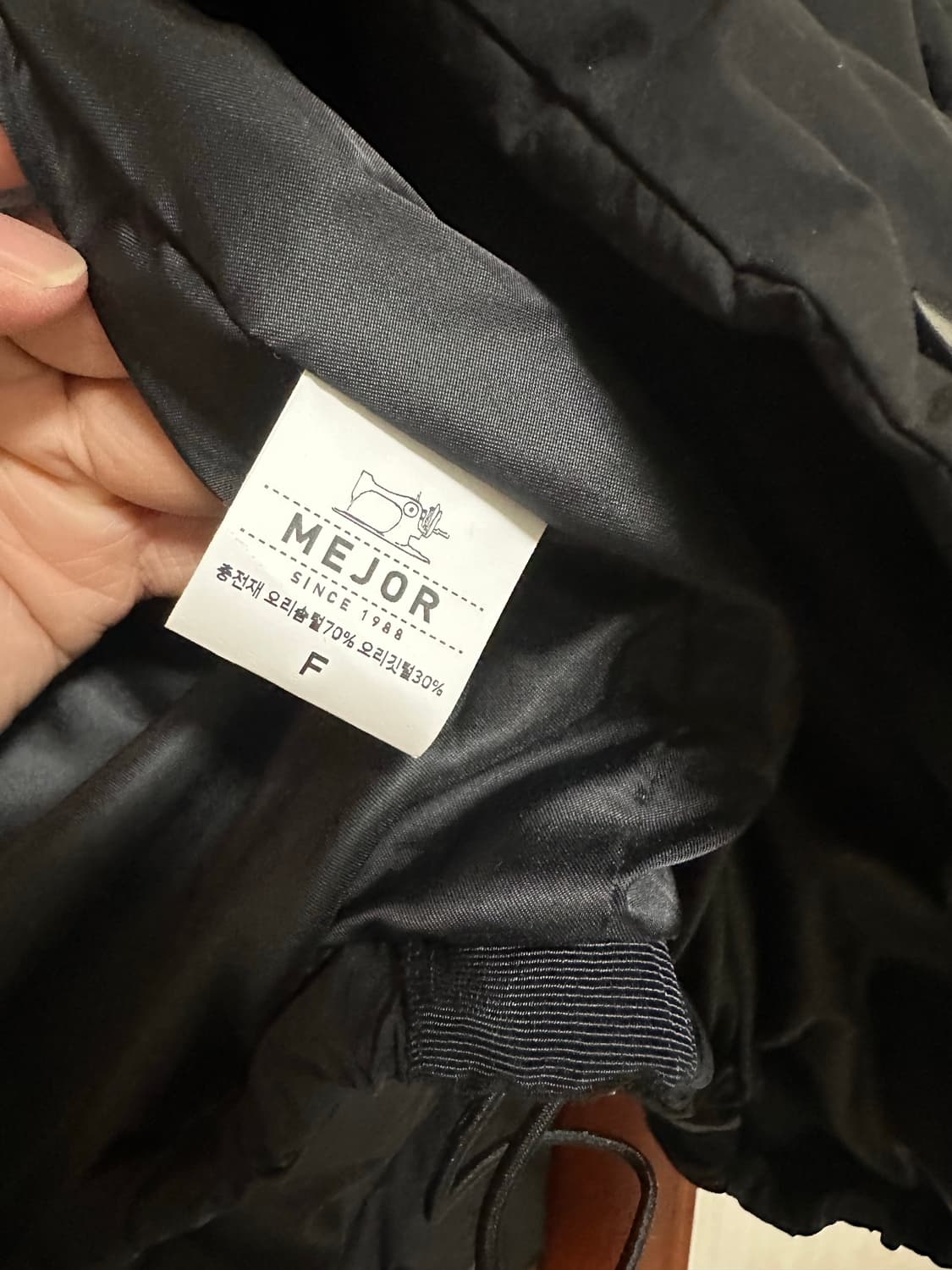 오리털 패딩 다이아 누빔 점퍼 블랙 원사이즈 상품이미지4