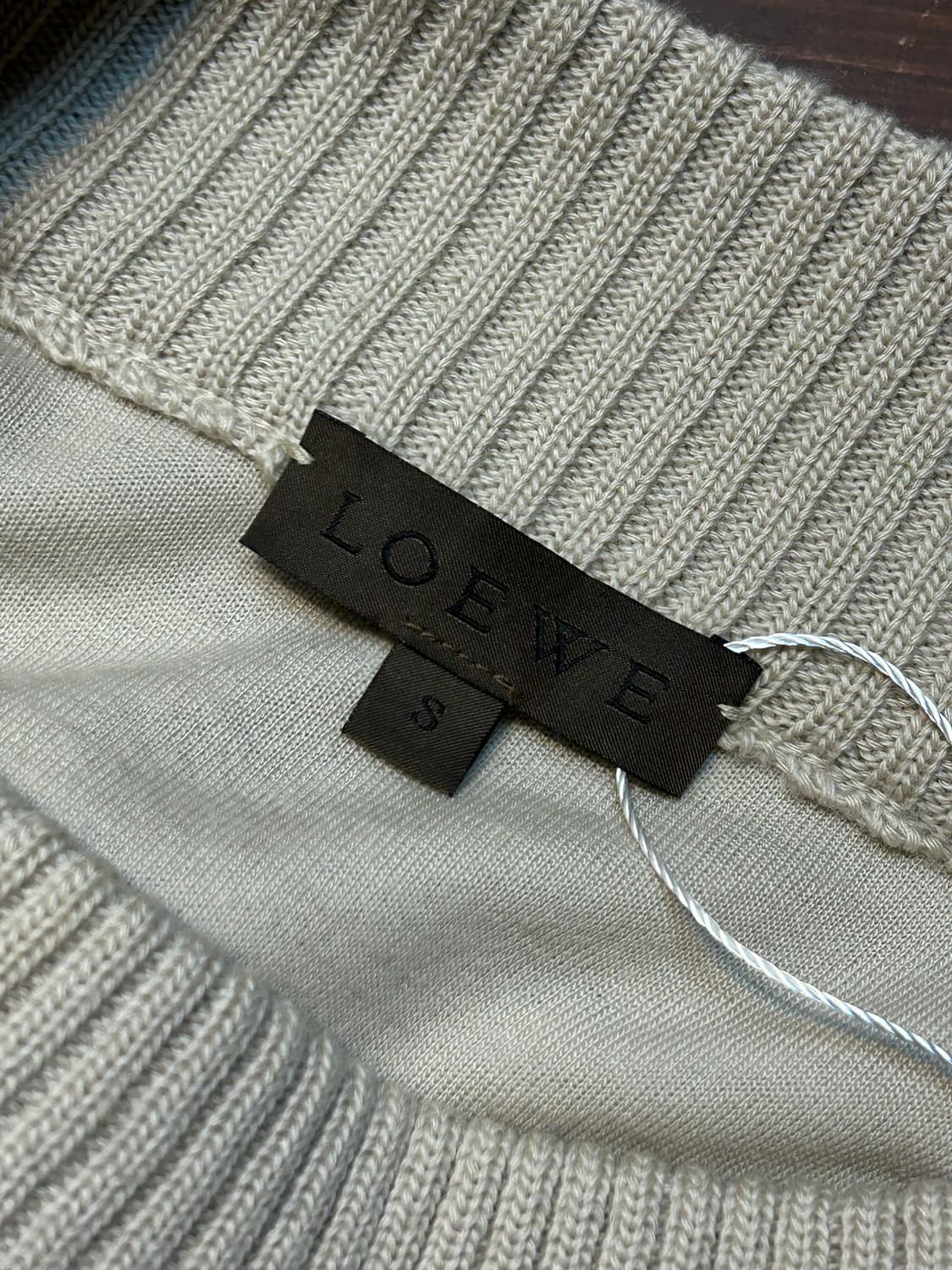 로에베 립 카라 니트 탑 상품이미지7