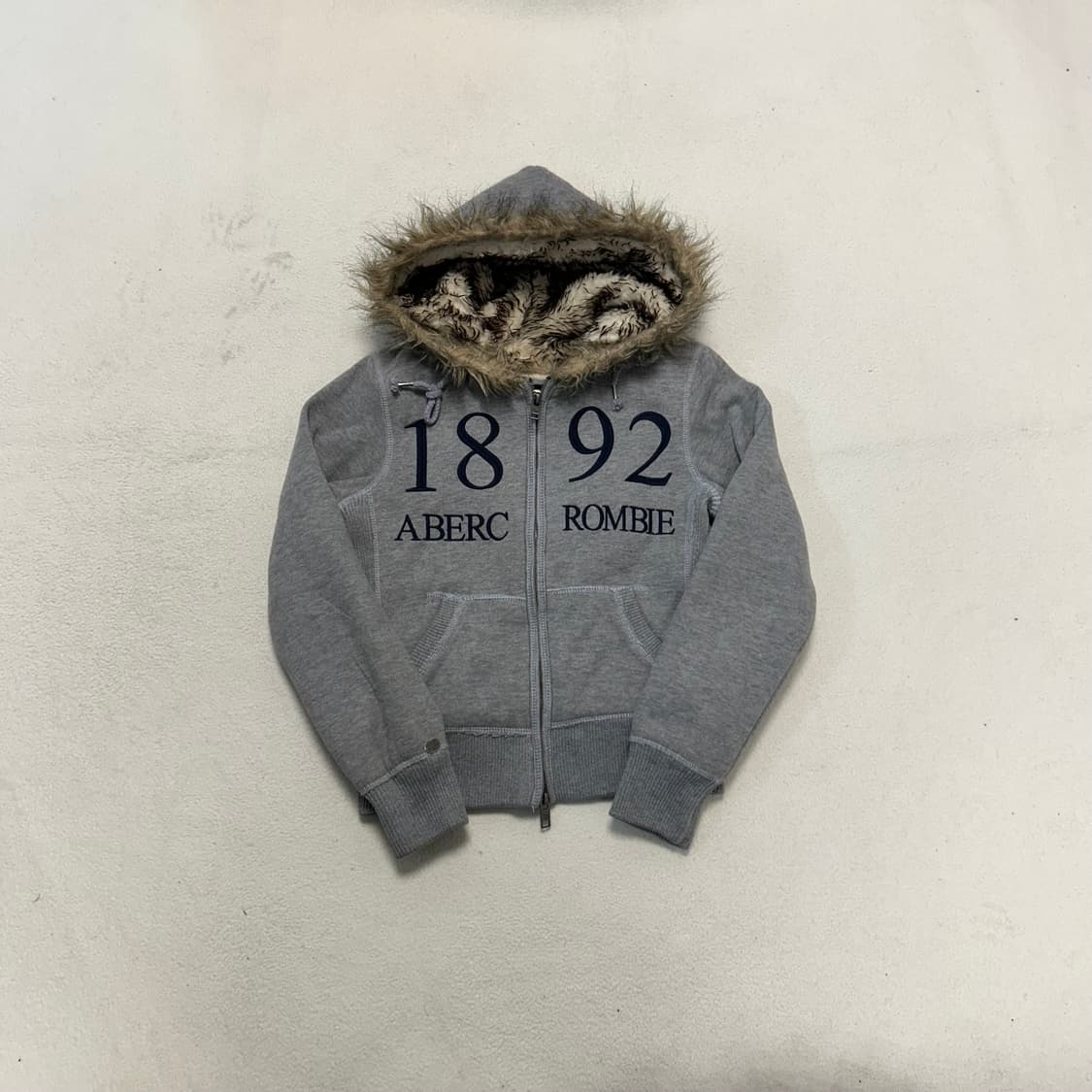 Abercrombie Grey Wolfjo Hoodie Zip-up 상품이미지4