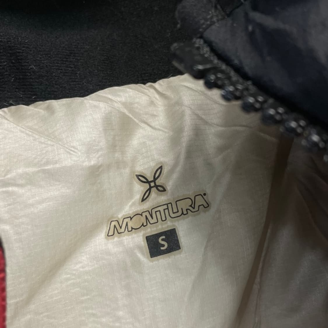 90 몬츄라 써밋 듀벳 10 패딩 상품이미지4