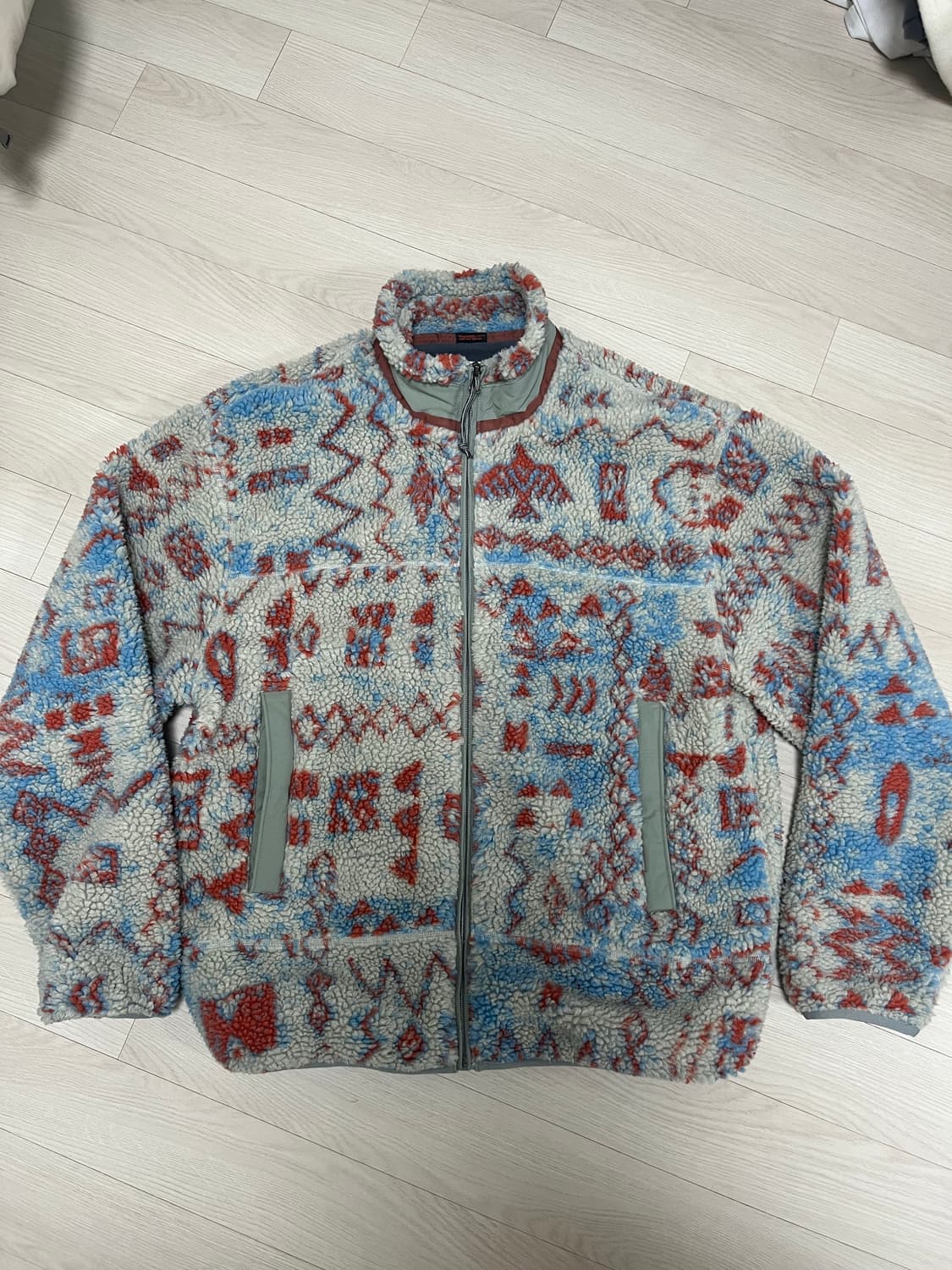 디스이즈네버댓 후리스 L사이즈 상품이미지2