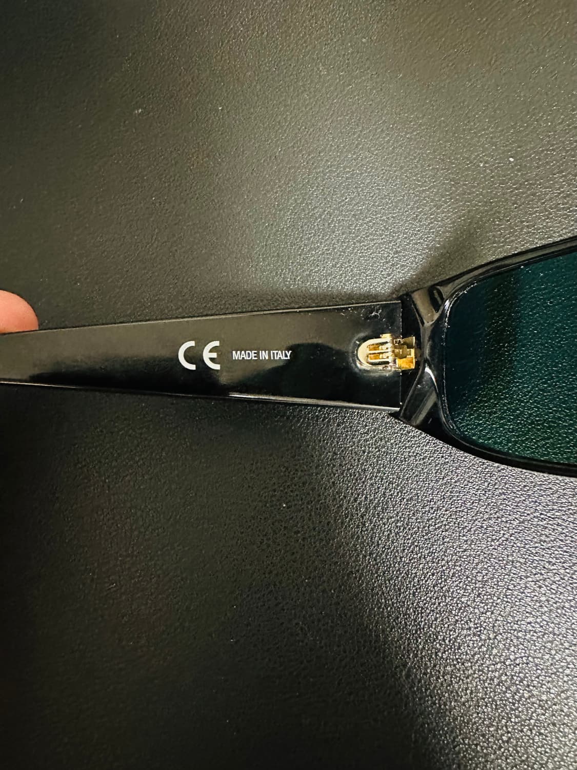 슈프림 레비 선글라스 상품이미지5