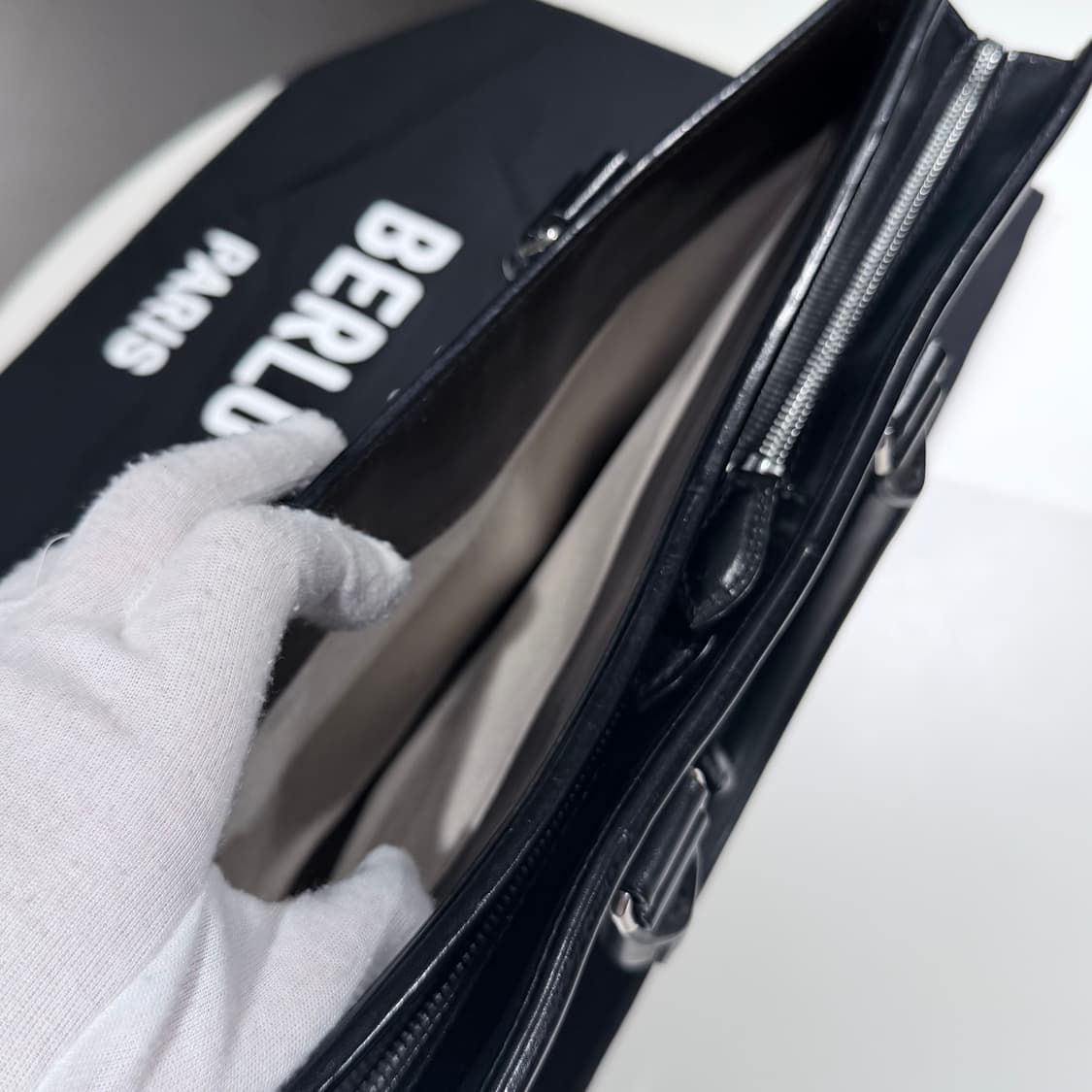 A+ / 벨루티 앙쥬르 스크리토 레더 브리프케이스 그린 파티나 상품이미지4