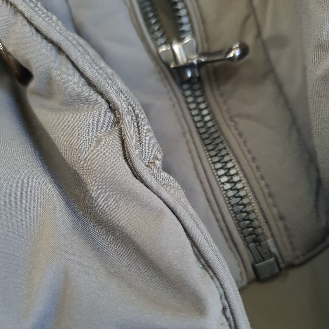 에디션 오리털 하이넥 점퍼 남자105 상품이미지5