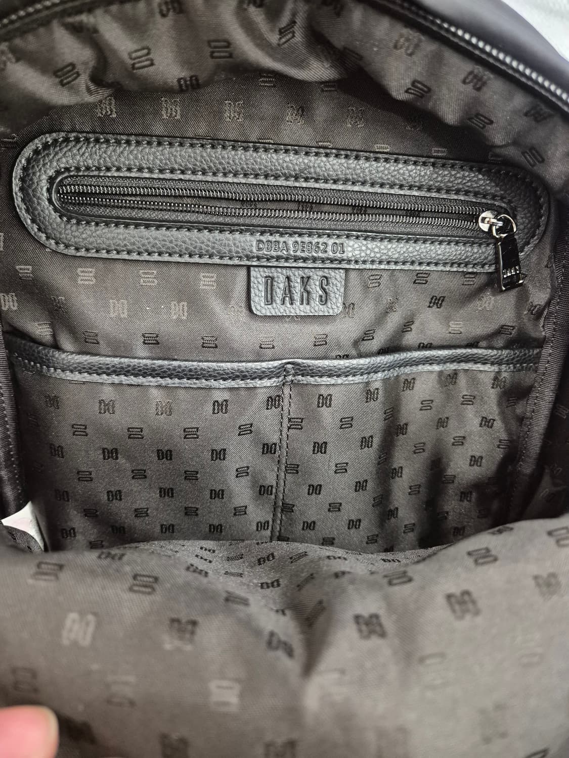 닥스 블랙 미니 크로스백 상품이미지7