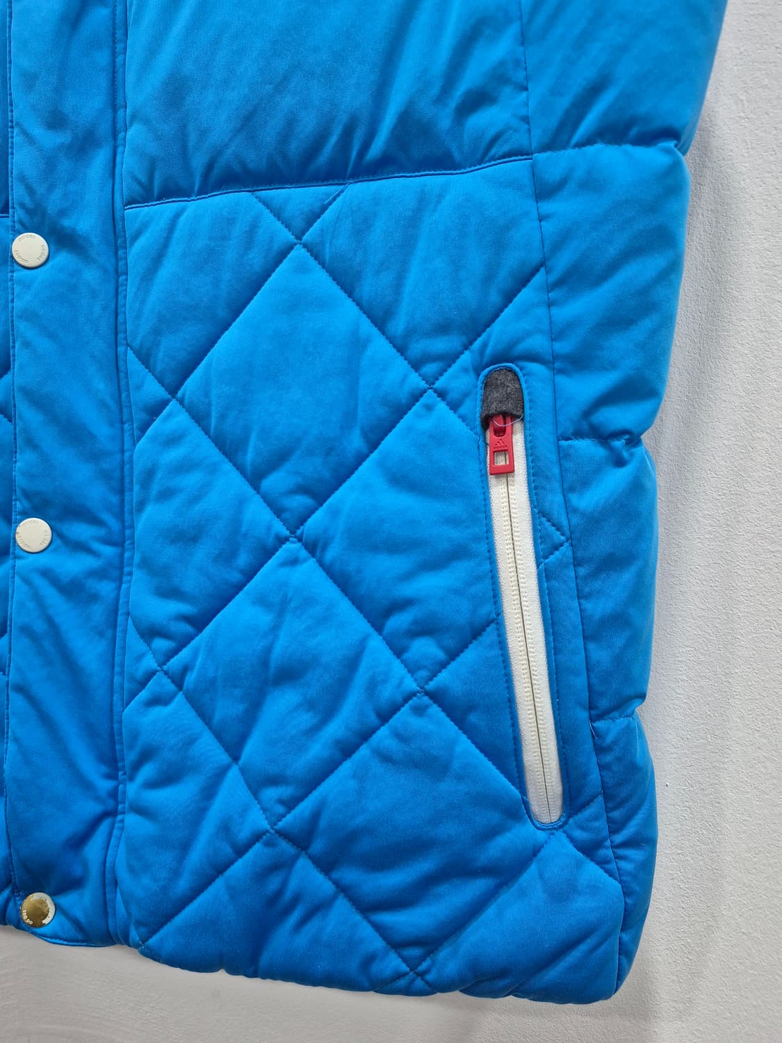 아디다스 오리털 조끼 패딩 남성 105사이즈 상품이미지3