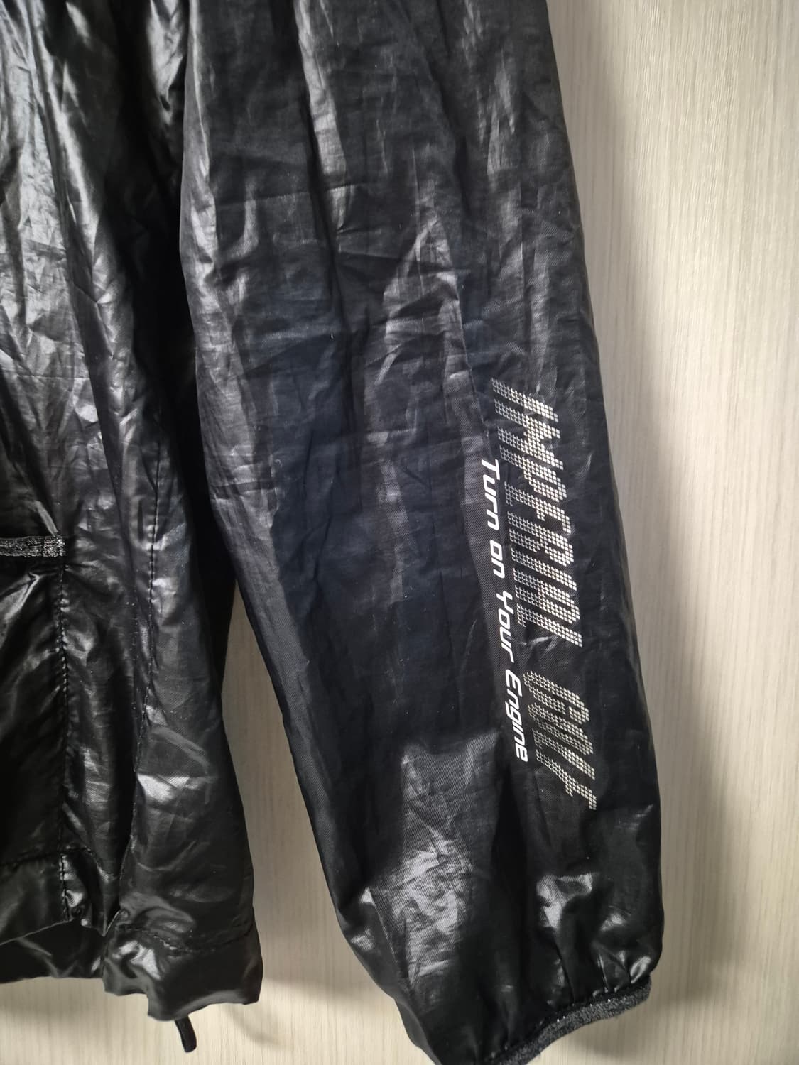 임페리얼 여성 초초경량  바람막이 100
 상품이미지4