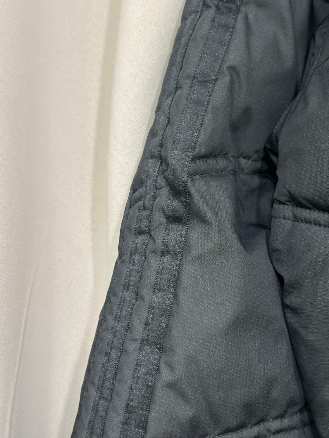 아디다스 리스펙트미 패딩 블랙 85사이즈 상품이미지7