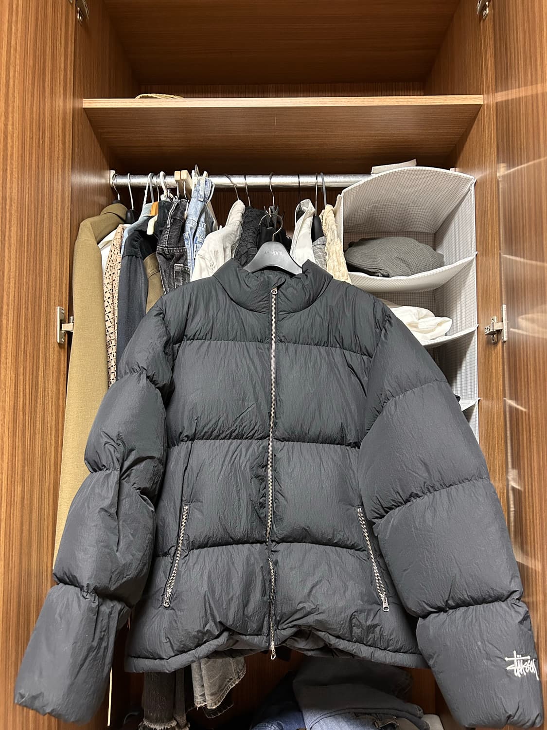 스투시 패딩 상품이미지1