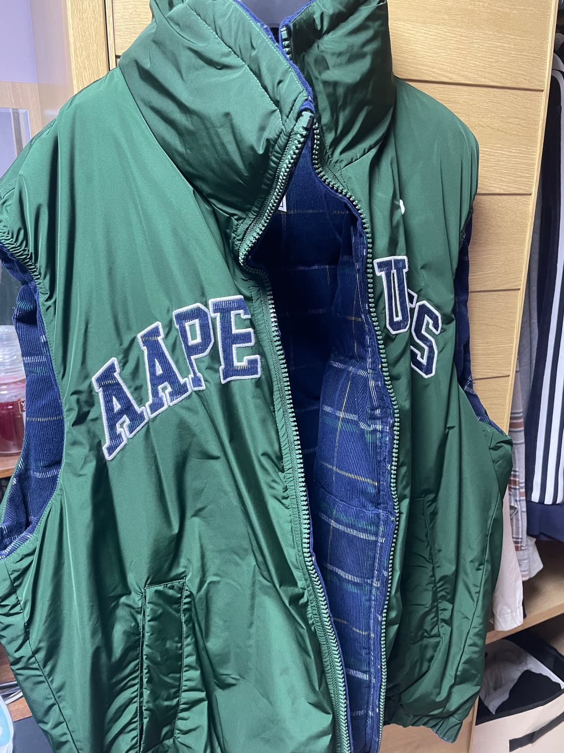 베이프 에이프 패딩조끼  상품이미지1