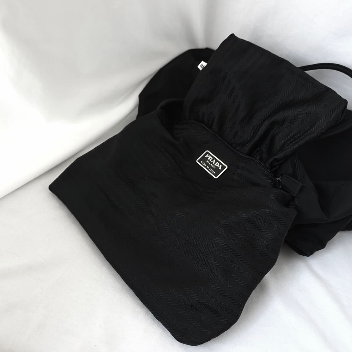 [정품 PRADA] 프라다 포코노 나일론 토트백 상품이미지6