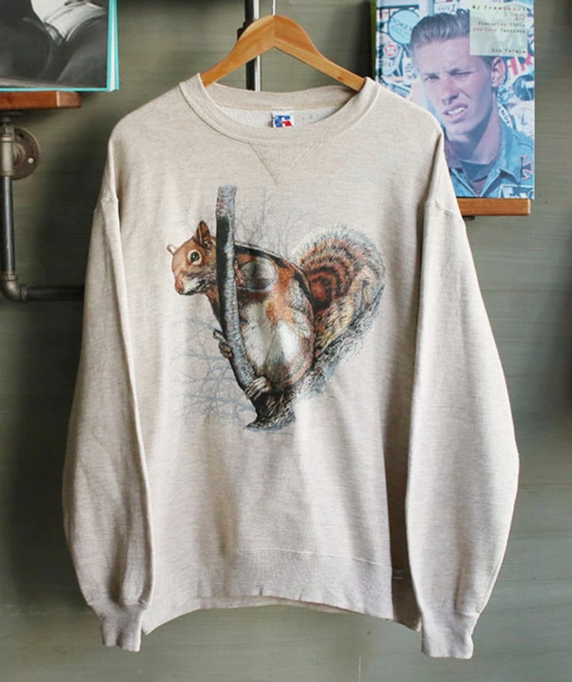 90's Russell Sweatshirt 브이거셋 다람쥐 스웻셔츠 상품이미지1