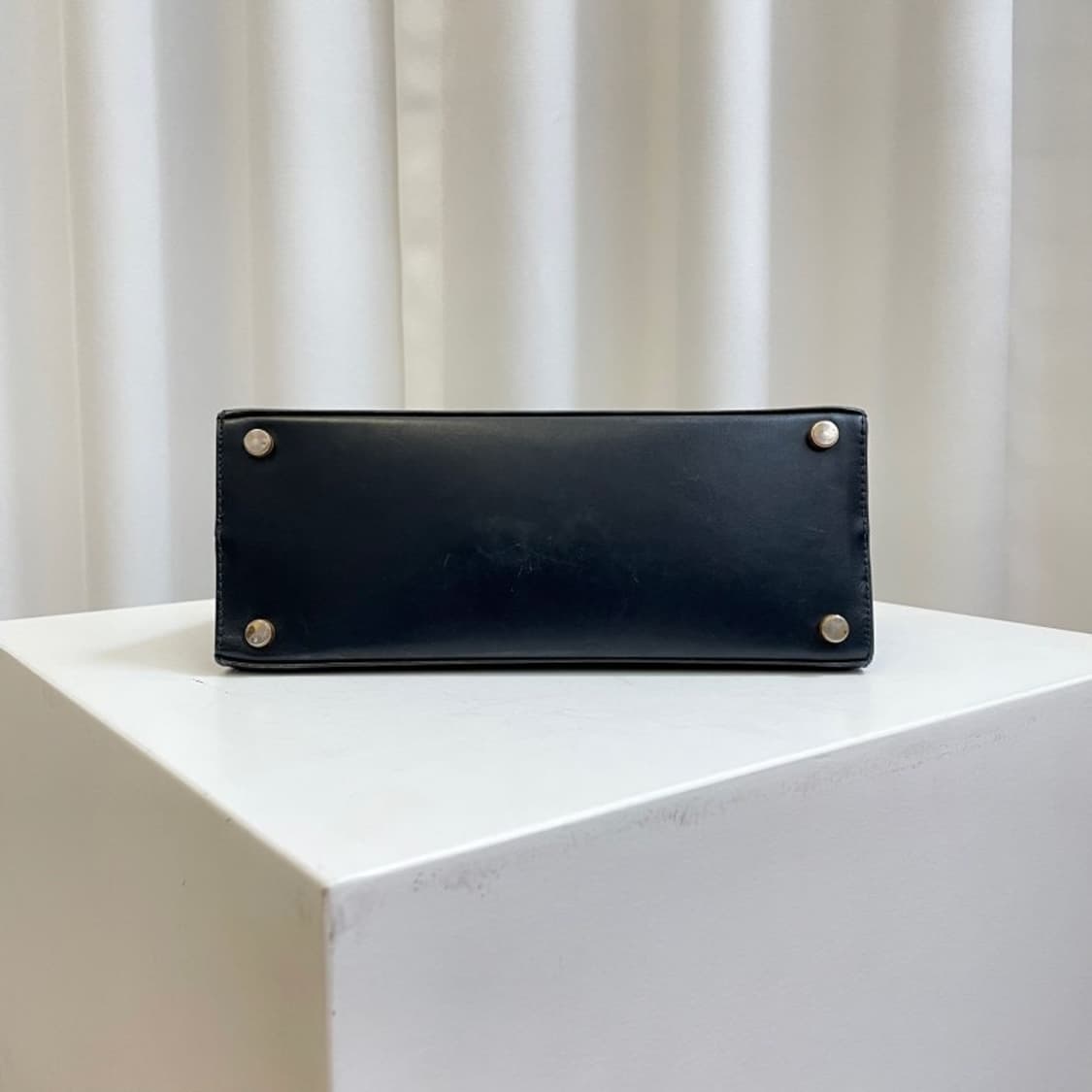 정품 페라가모 바라 토트백  상품이미지5