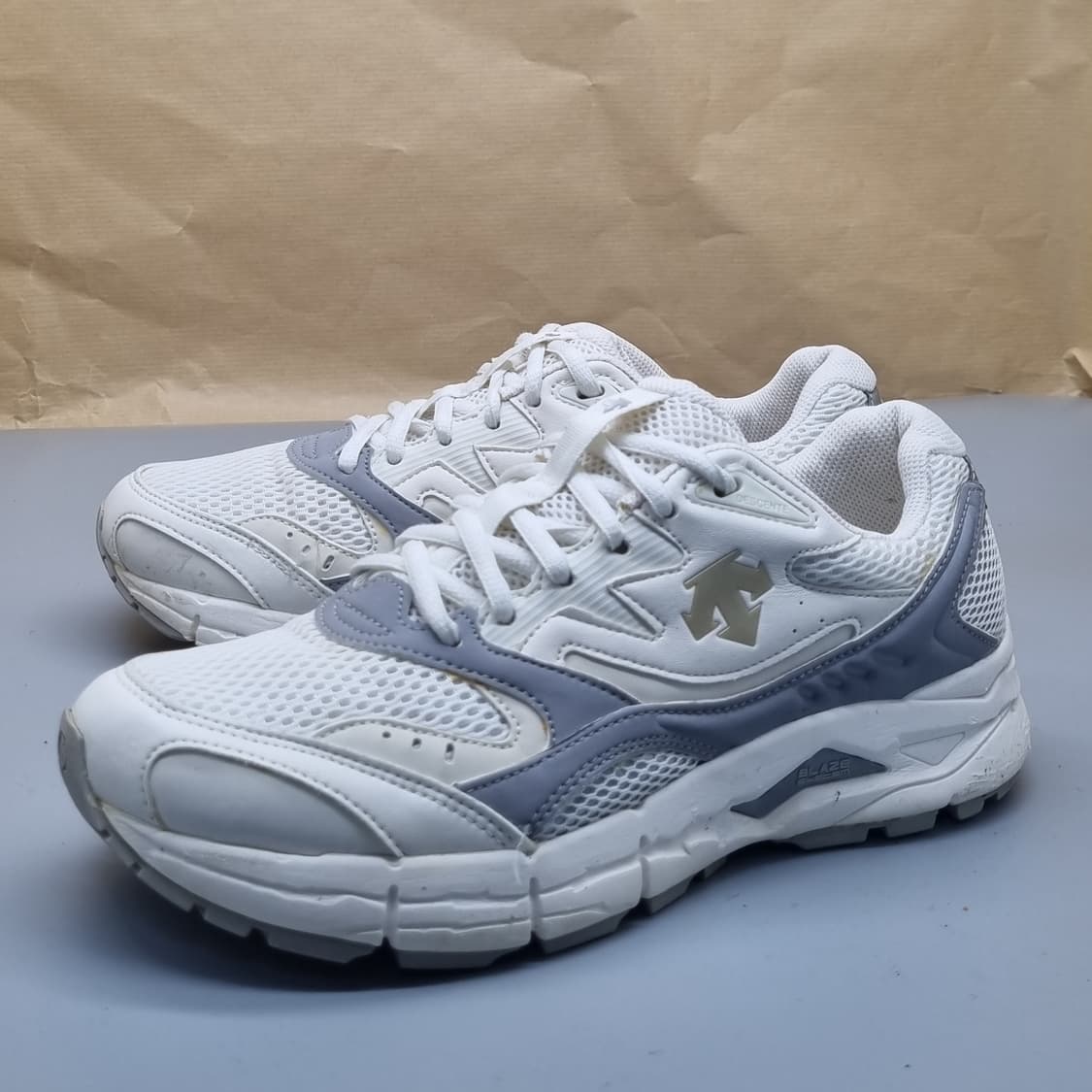 데상트 트리본 운동화250  상품이미지1