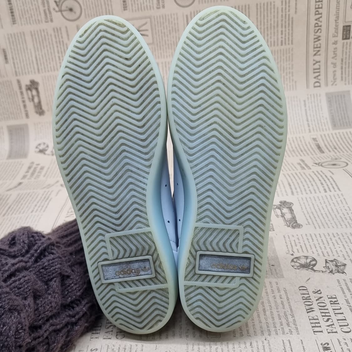 아디다스 슬릭 레더 여성스니커즈235 상품이미지3