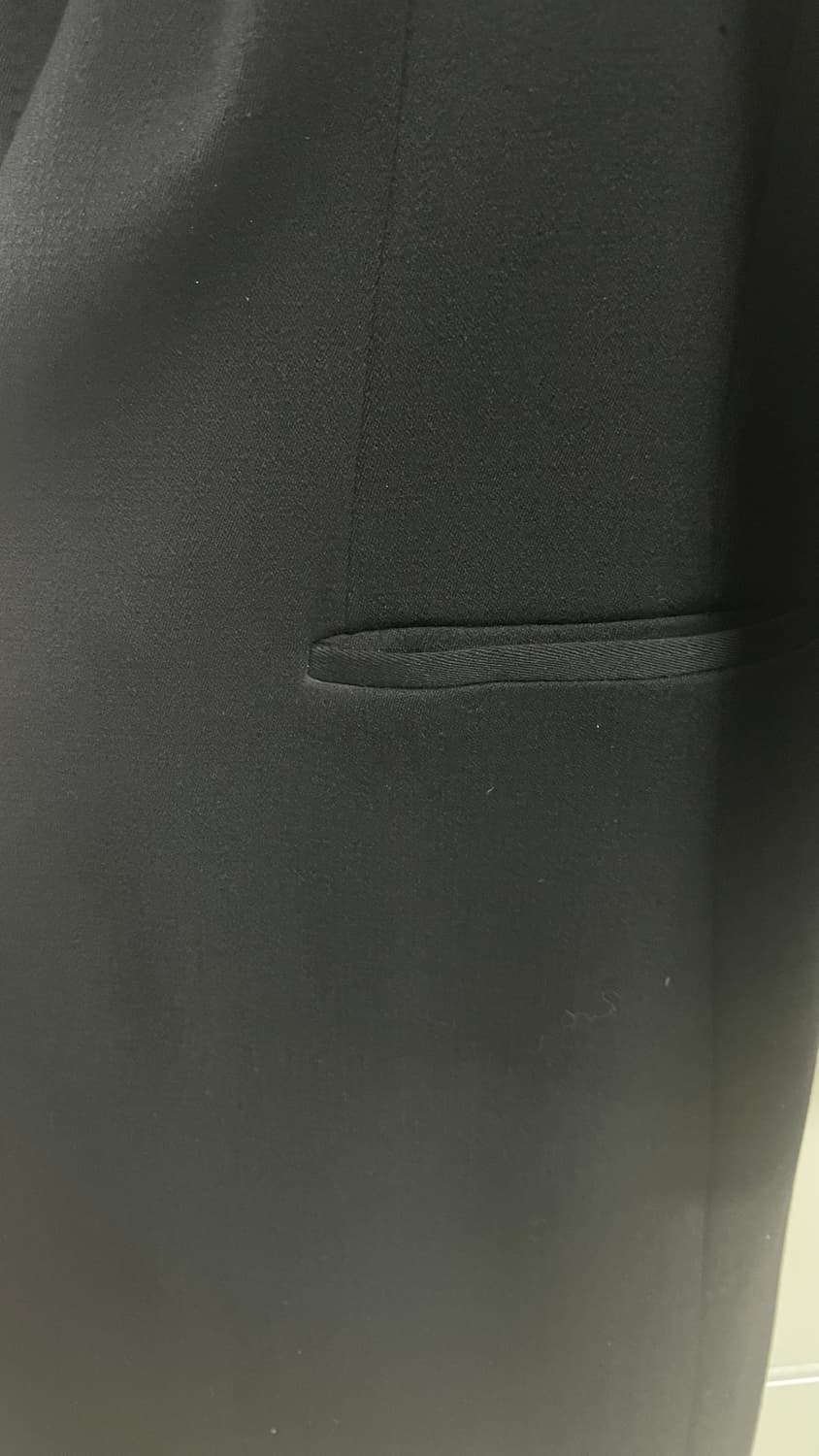 아르마니 꼴레지오니 블랙 울 코트 48/R 상품이미지4