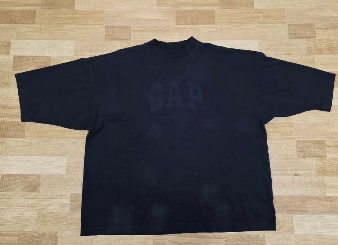 이지 갭 엔지니어드 바이 발렌시아가 도브 3/4 슬리브 티셔츠 XL 상품이미지2