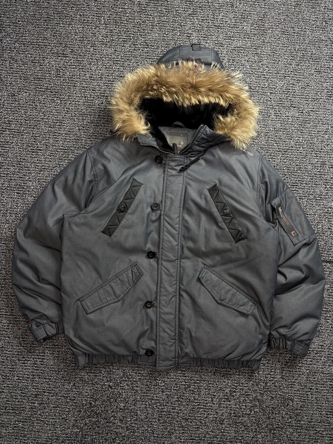 00s 후부 올드스쿨 유틸리티 라쿤 N-2B 다운 파카 2023 상품이미지2