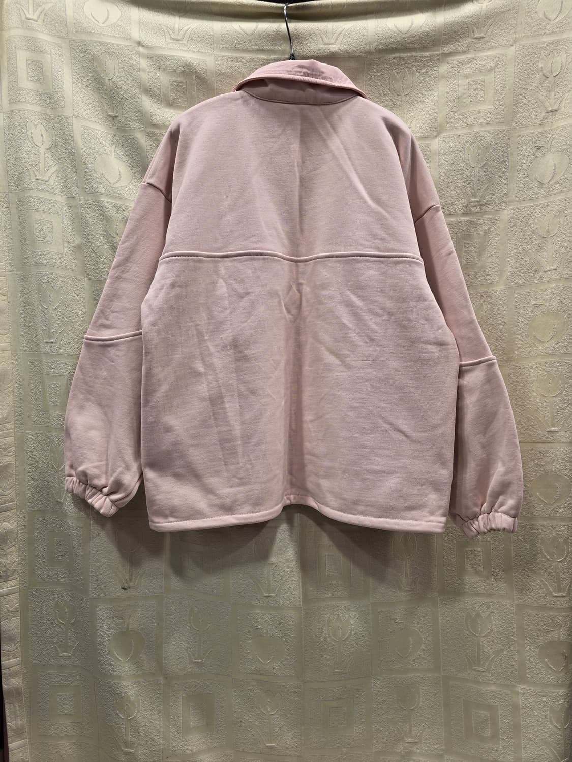 거의새거) 쏘이르 SOIR 25년 핑크색 하프집업 맨투맨 프리사이즈 상품이미지6