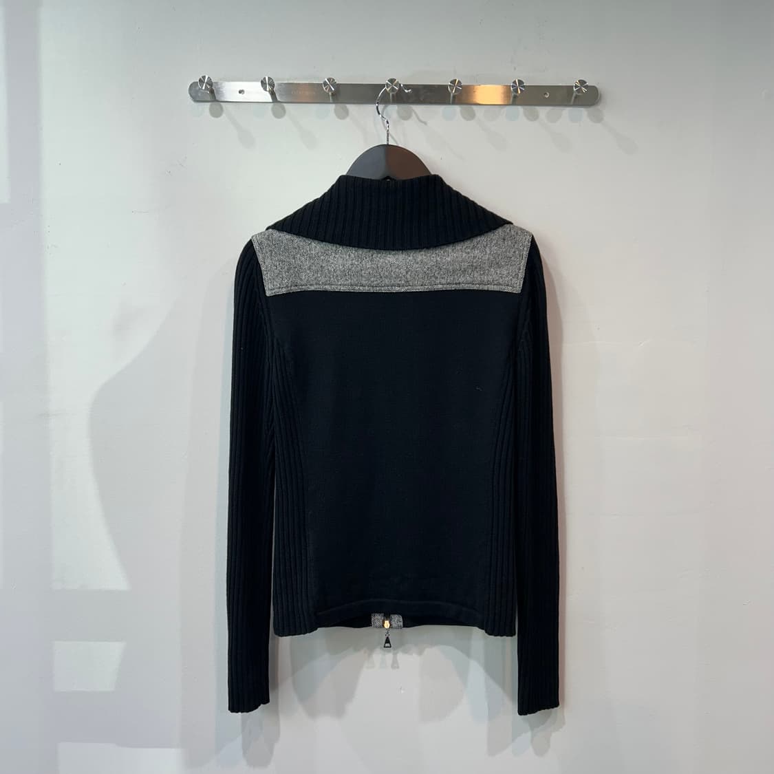 블랙 포켓 2way 니트집업 상품이미지4