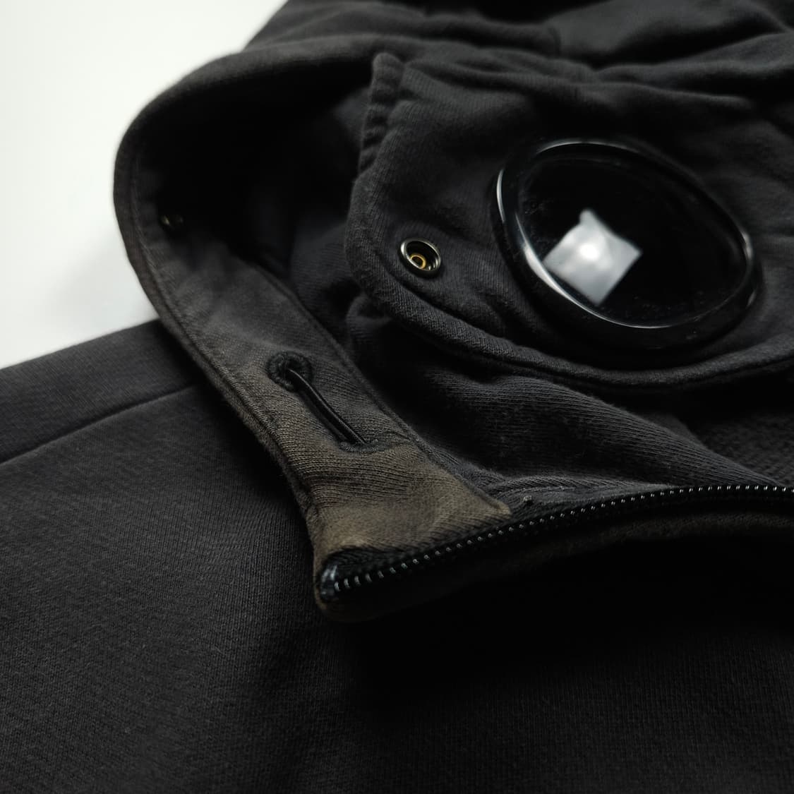 CP컴퍼니 고글 페이딩 후드집업 자켓 (XL) 상품이미지8