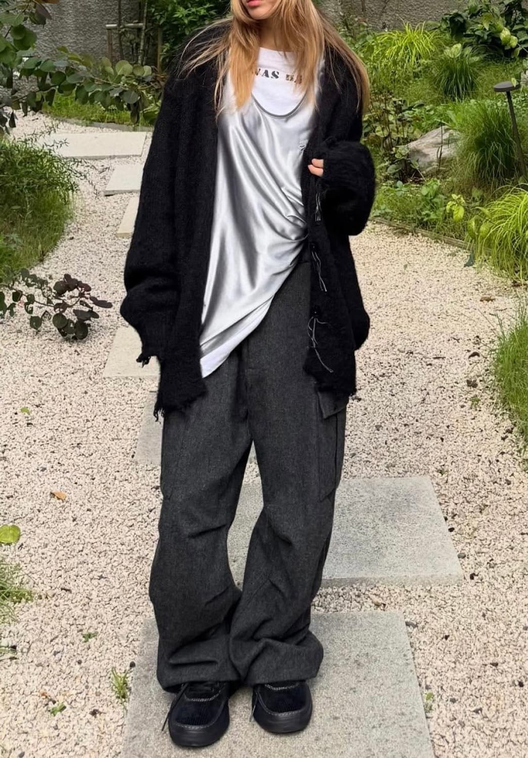 스탠드얼론 BAGGY WOOL CARGO TROUSERS 상품이미지5