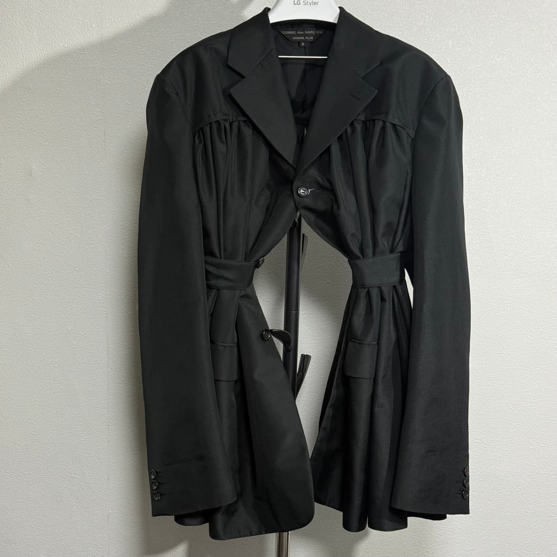 24ss 꼼데가르송 옴므플러스 커튼 자켓m 상품이미지1