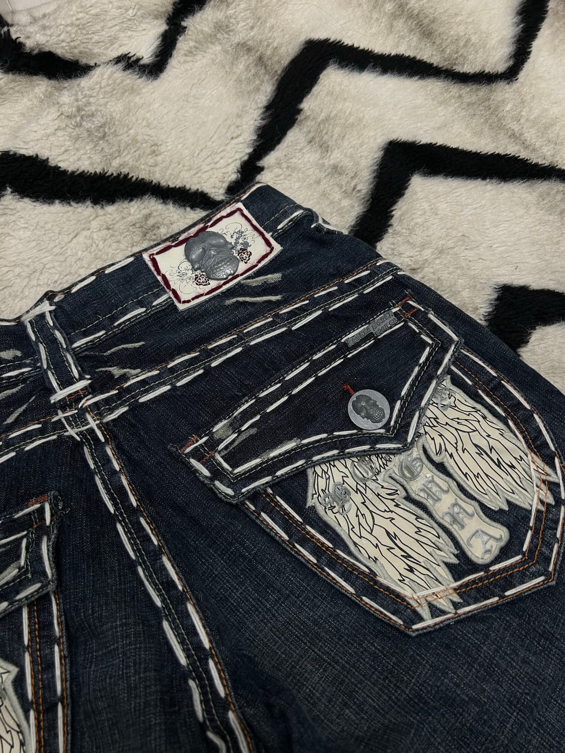 [31]라구나비치 스티치 자수 데님팬츠 상품이미지1