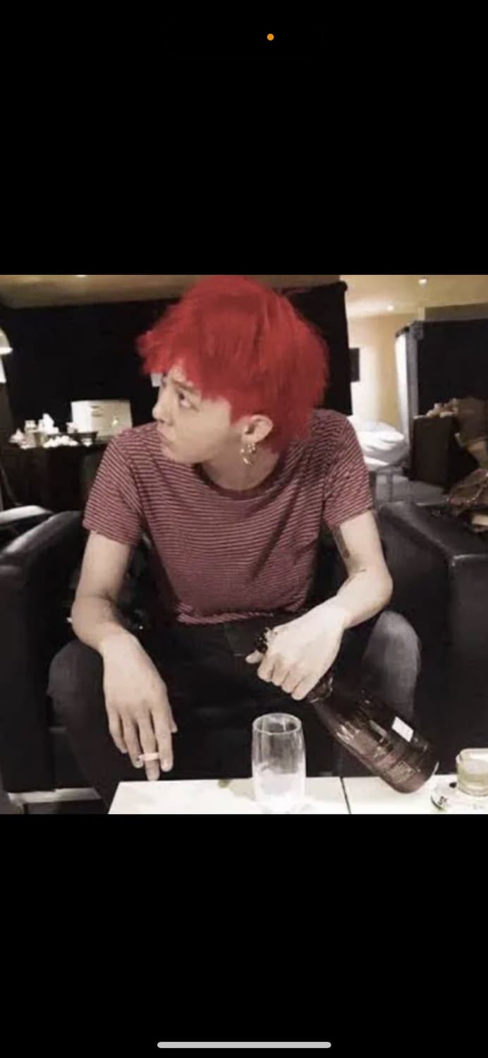 지드래곤 생로랑 반팔 보더티 상품이미지1