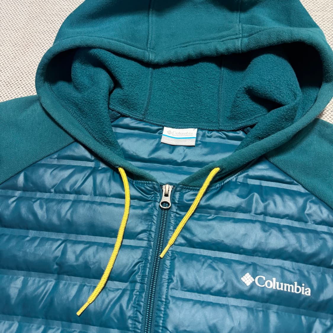컬럼비아 경량패딩 후디 상품이미지3