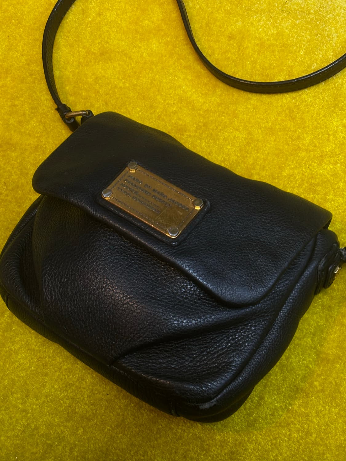 마크 제이콥스 클래식 Q 플랩 퍼시 미니 크로스백 상품이미지6