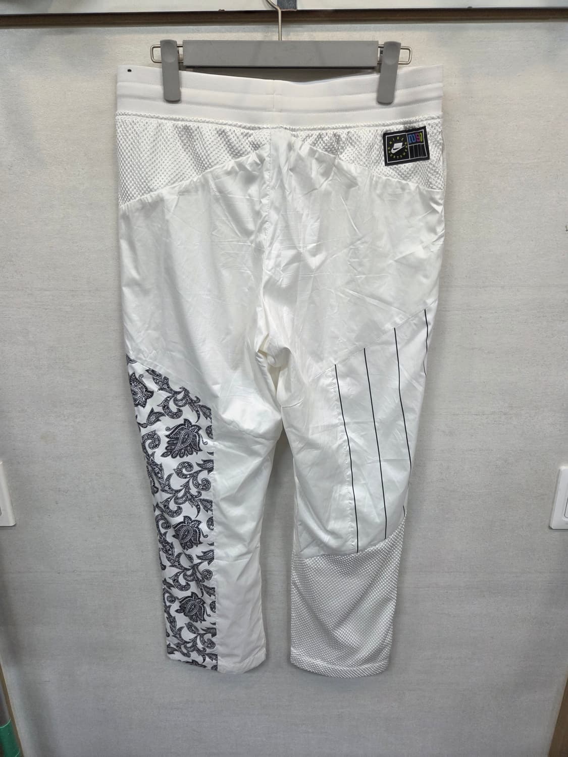 나이키 반다나 페이즐리 사이드버튼 믹스드 우븐 트랙팬츠 L 상품이미지2