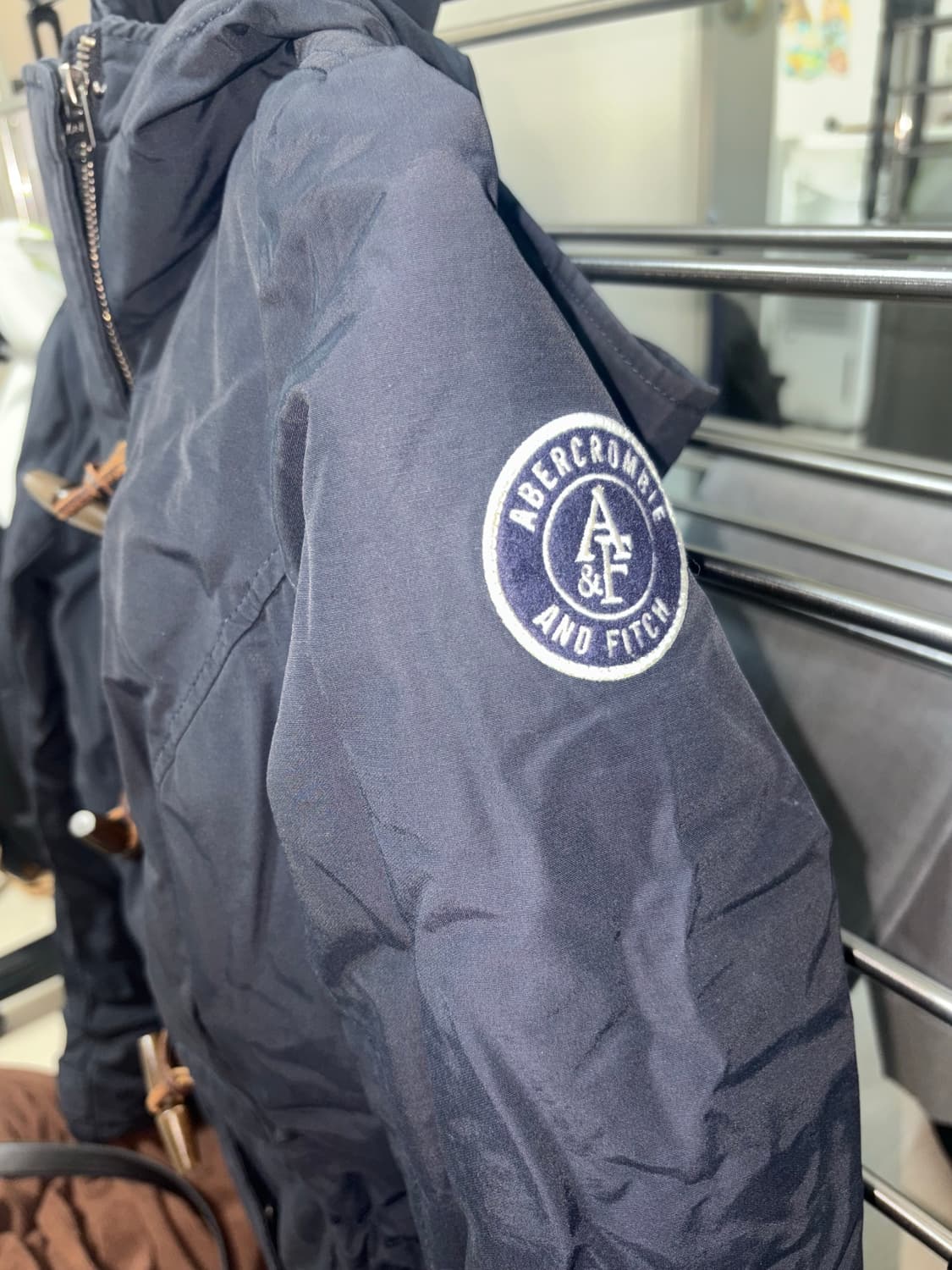 아베크롬비 떡볶이 패딩 네이비 상품이미지2