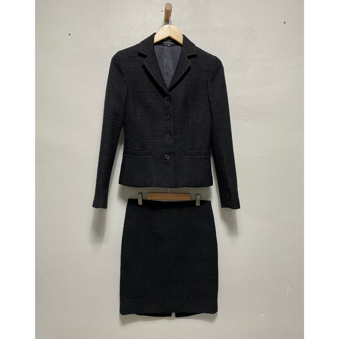 띠어리 금사 디자인 트위드 셋업 투피스 상품이미지1