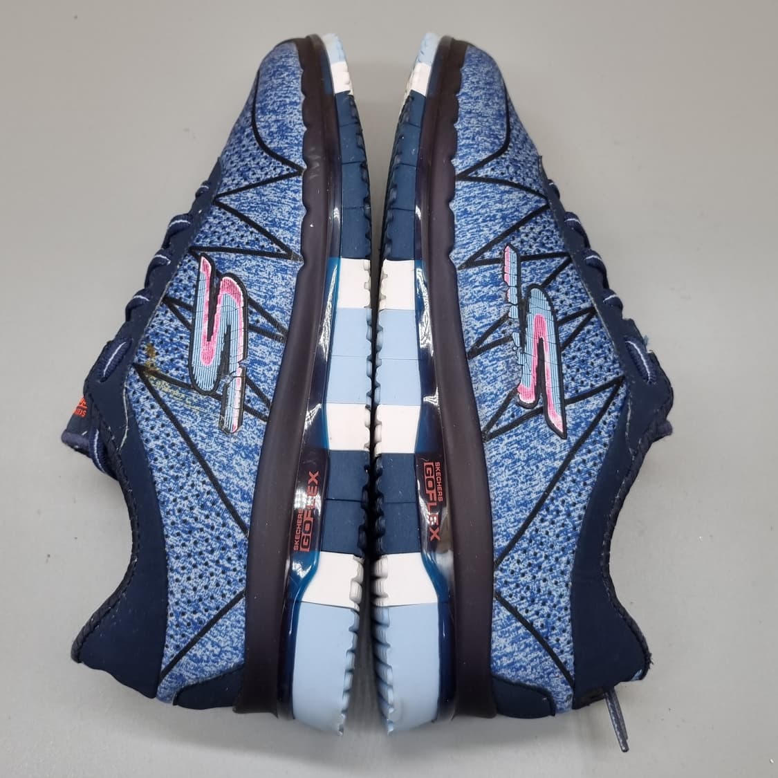 스케쳐스 고플렉스 워크 여성운동화230  상품이미지5