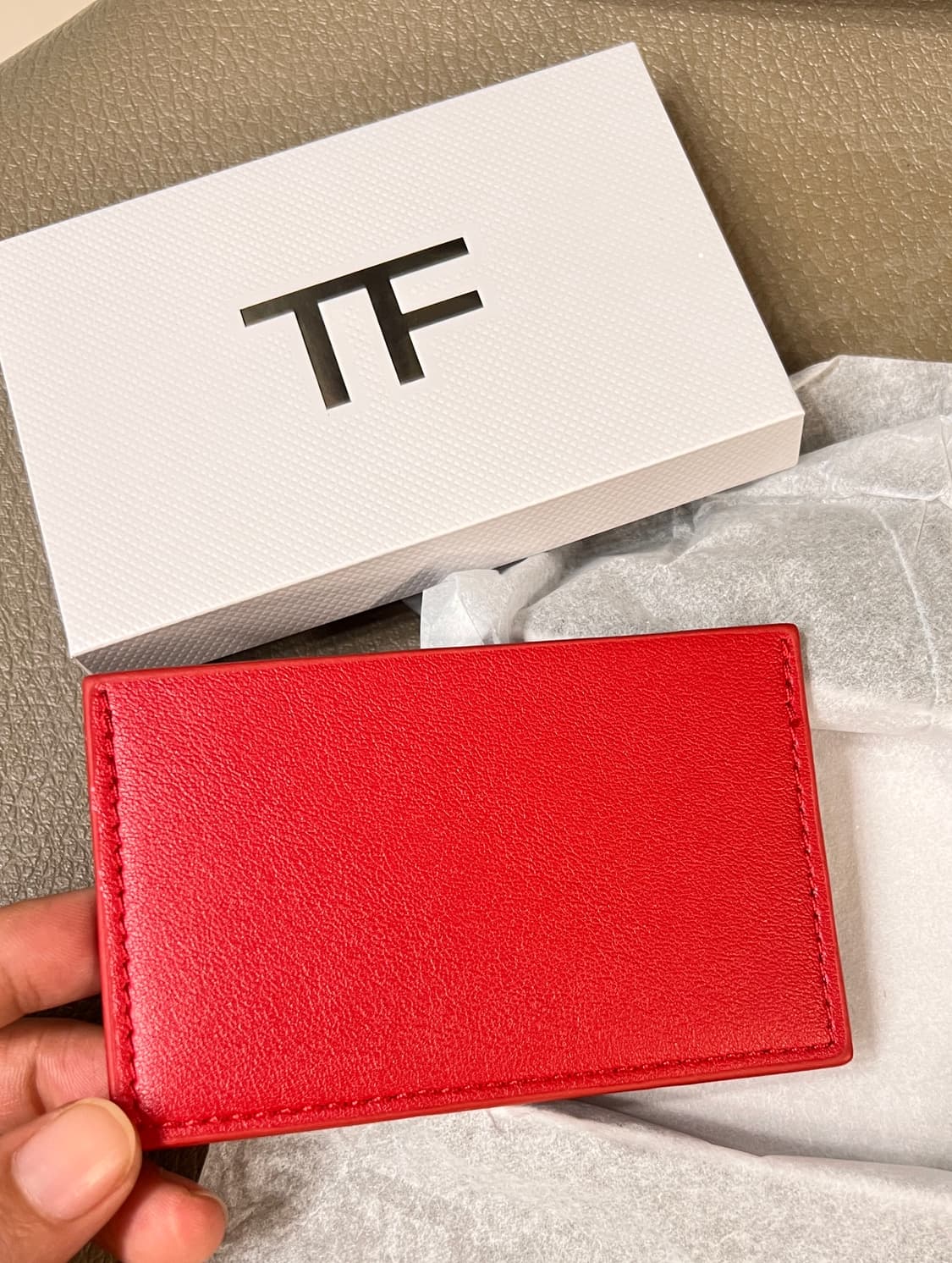 톰포드 거울+ 레드 카드지갑 세트 상품이미지2