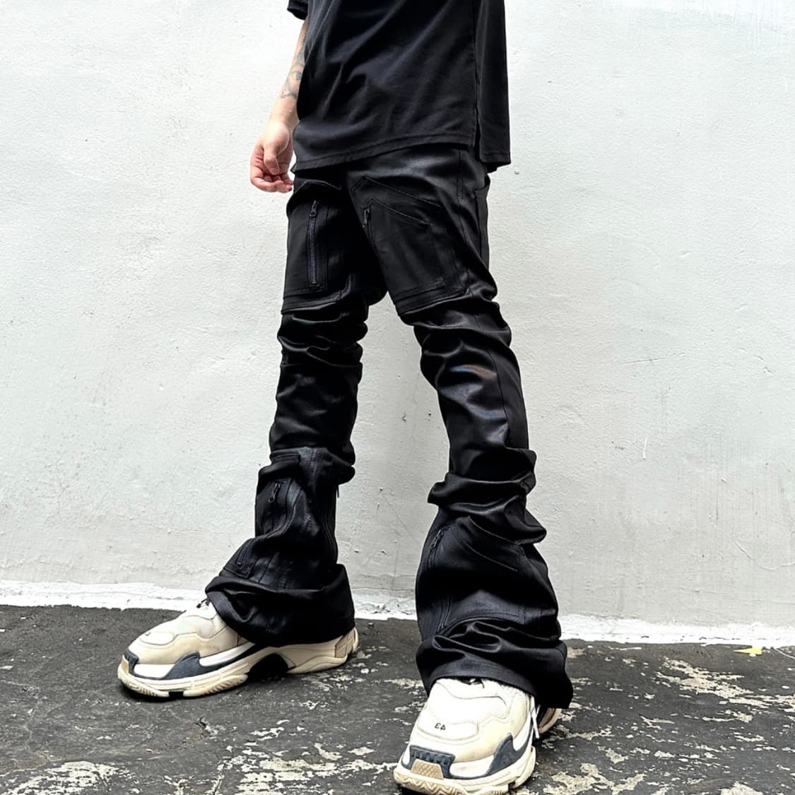 KAGRU 플레어 팬츠 상품이미지1