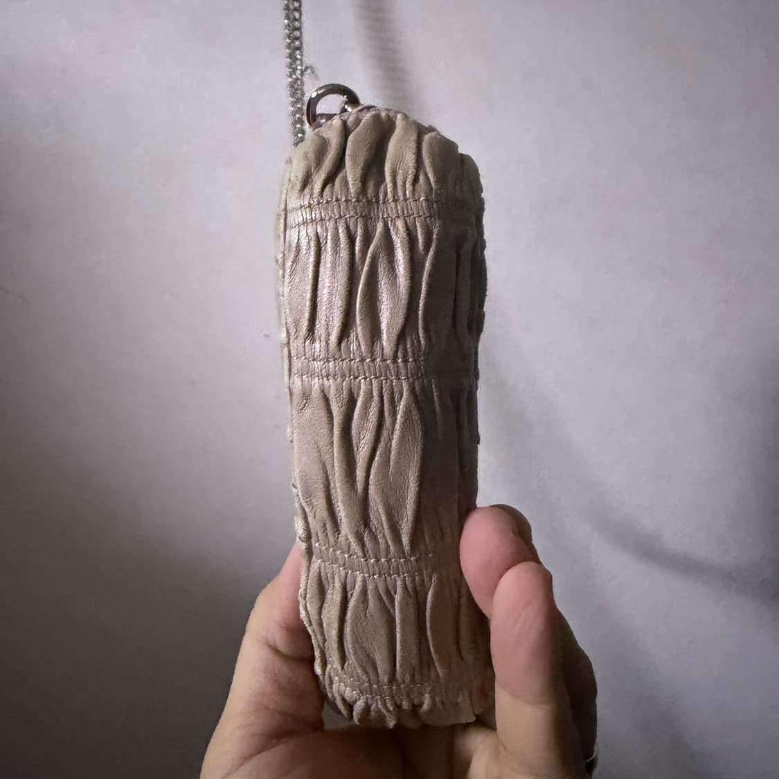 프라다 나파가죽 미니 크로스백 상품이미지3