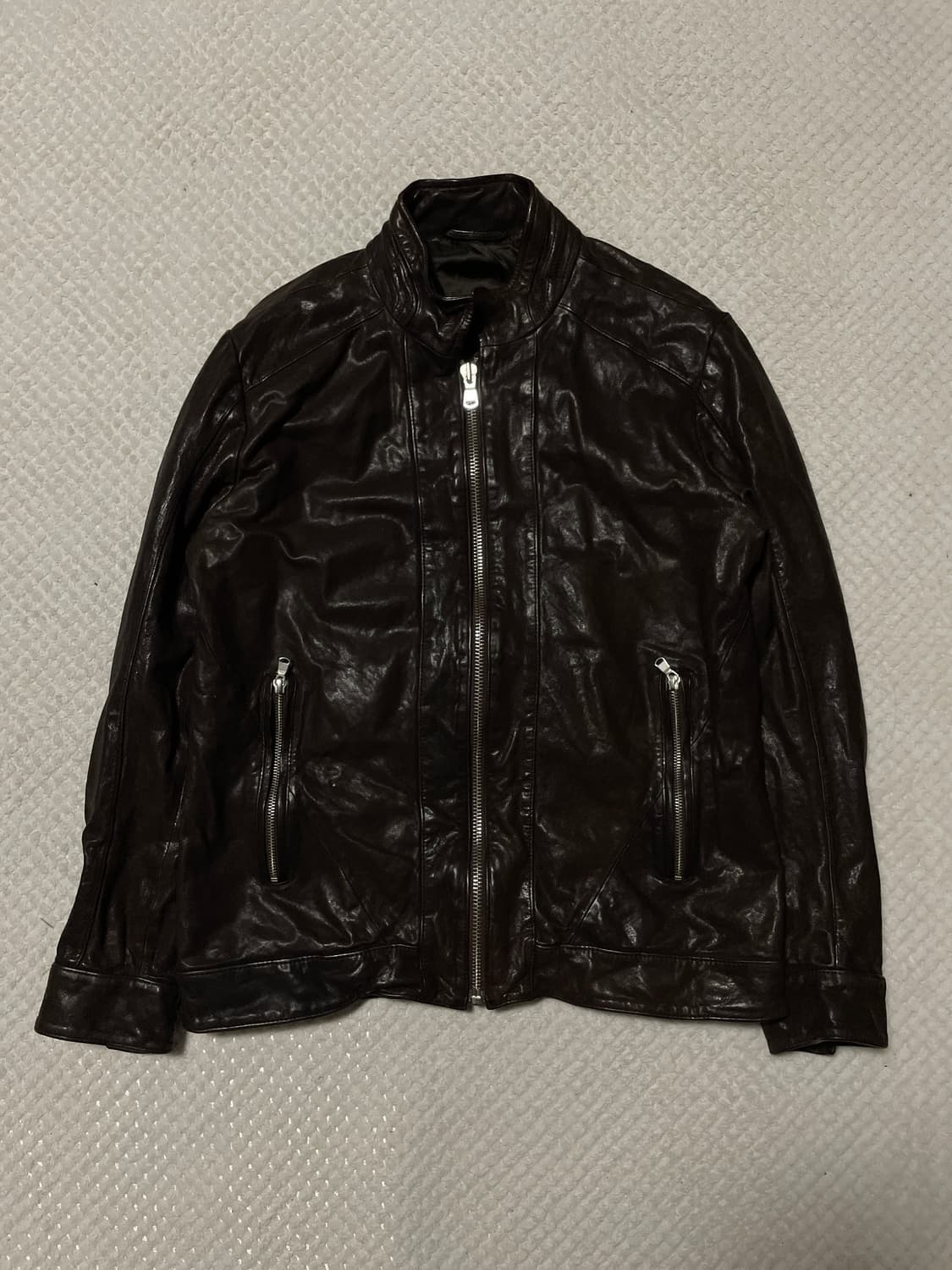 웨스턴 무드 배지터블 램스킨 양가죽 절개 레더 자켓 다크 브라운 상품이미지1