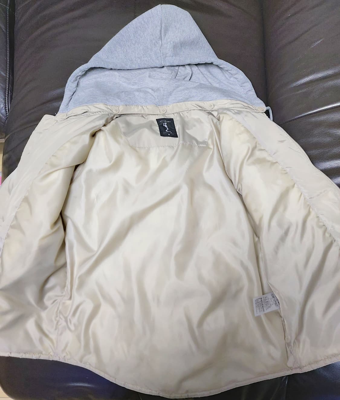 RELIGION 런던 여성 숏 패딩 보머넥 점퍼 (90)

 상품이미지5