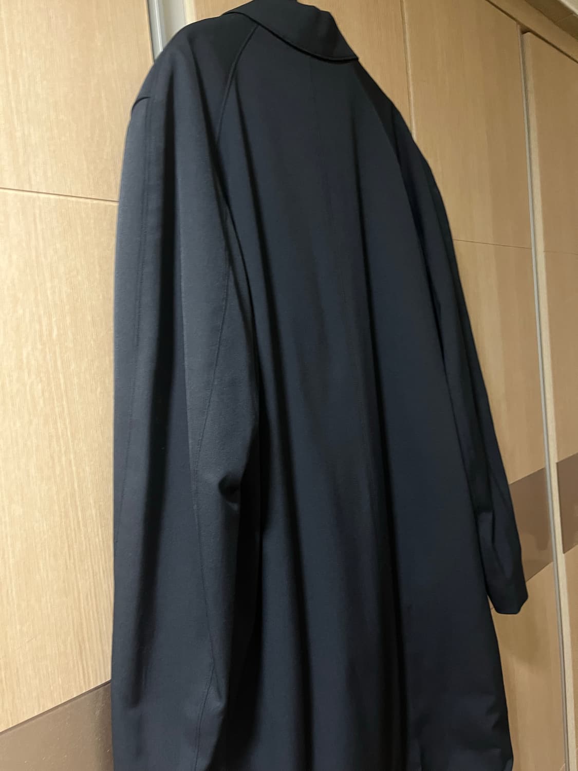 르메르 체스터필드 코트 블랙 44사이즈 팝니다 상품이미지5