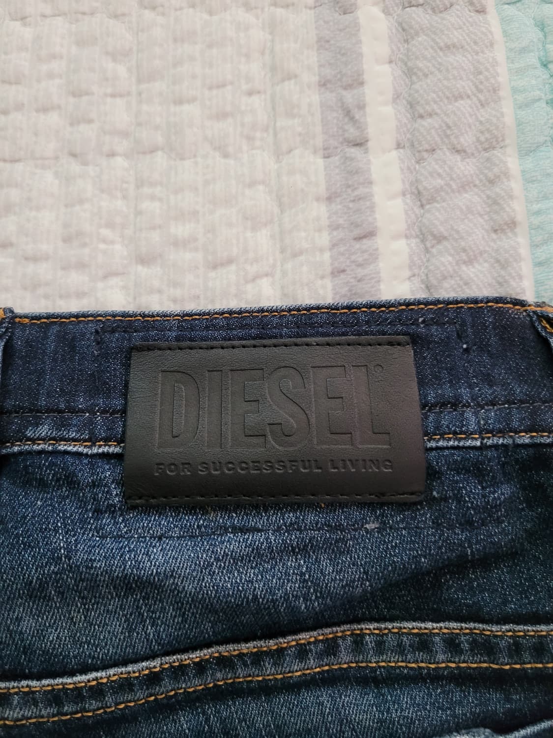 디젤 Diesel 신형탭 토머 데미지리페어 스판슬림스키니 28사이즈 상품이미지9