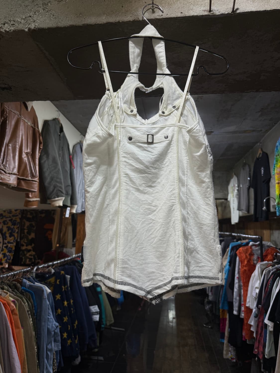 ozz on 오즈온 디테일 노 슬리브 상품이미지2