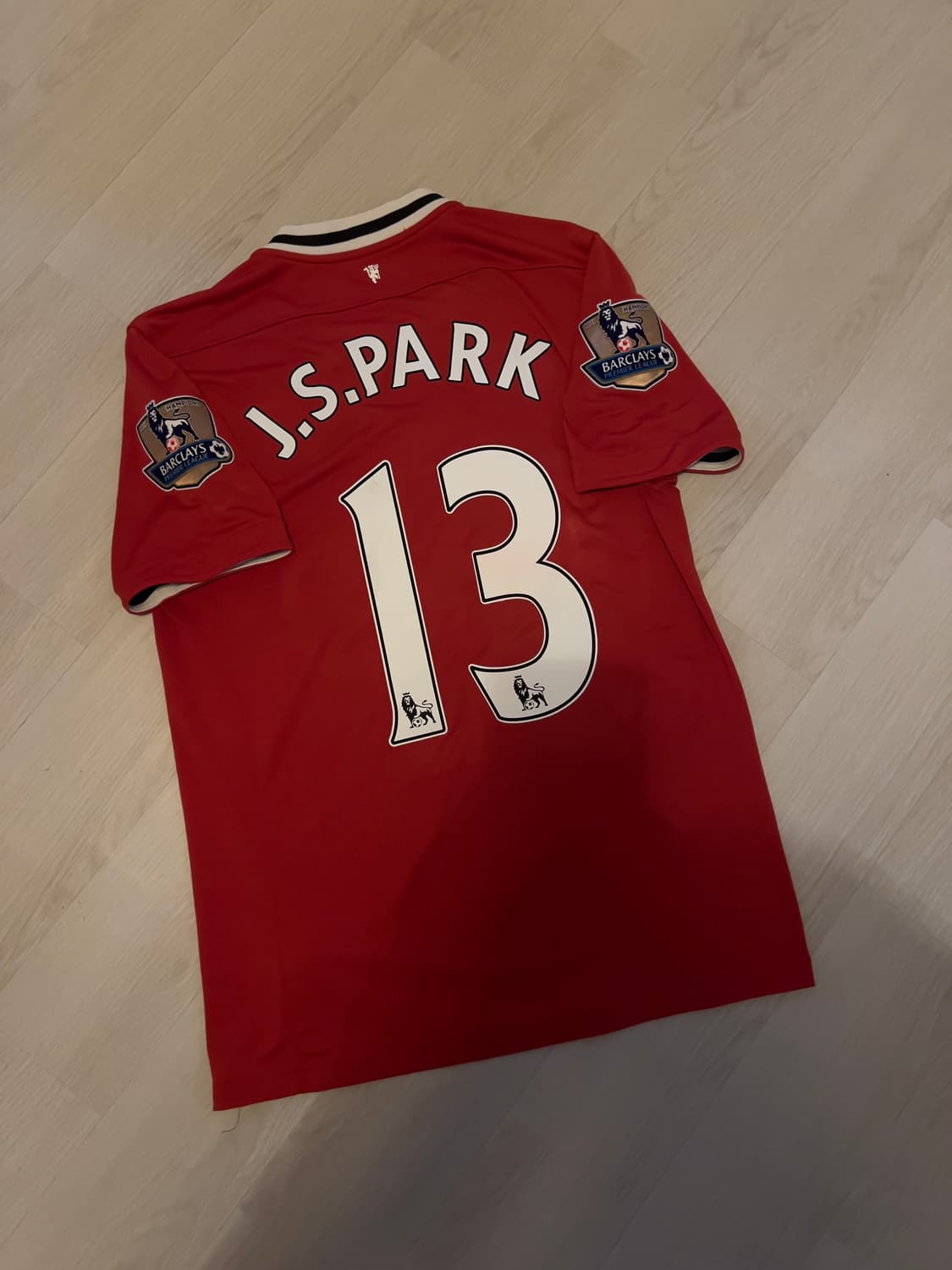 11/12 맨체스터 유나이티드 홈 박지성 유니폼 상품이미지2