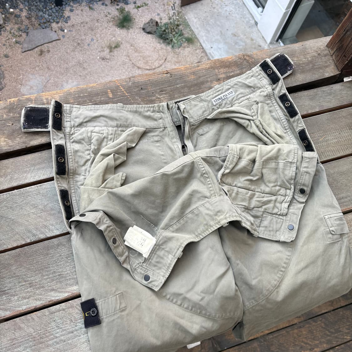 스톤아일랜드 페이딩 올리브 테크니컬 카고 팬츠 상품이미지8