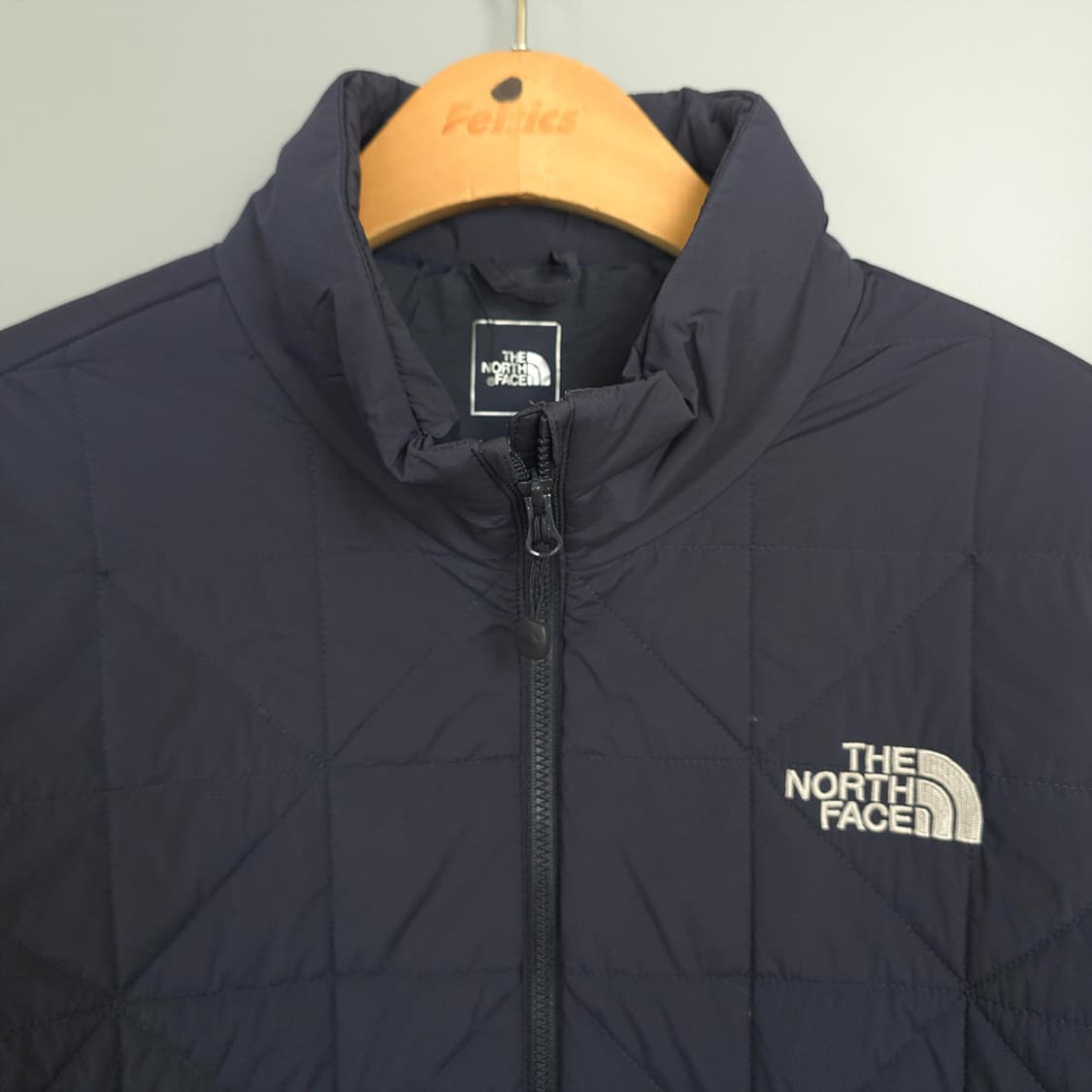 남성용 노스페이스 The North Face 경량 패딩 자켓 100 상품이미지2