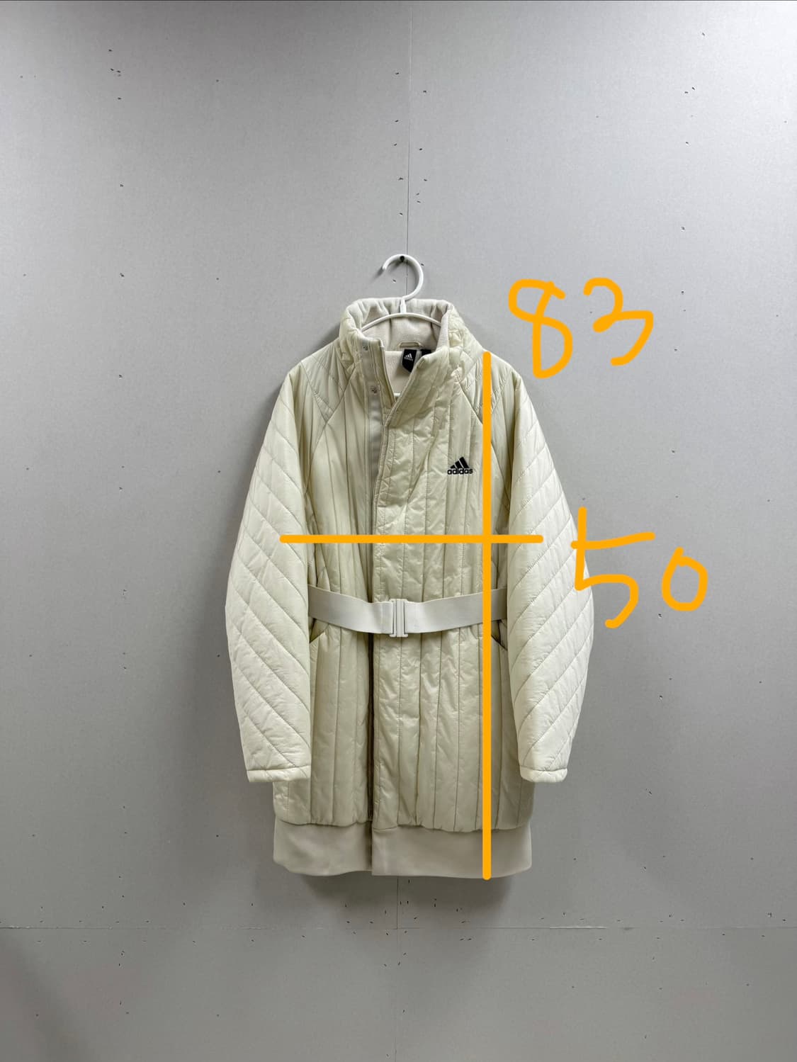 여성 xs (55) / 아디다스 벨티드 퀄팅 패딩 코트 아이보리 상품이미지2