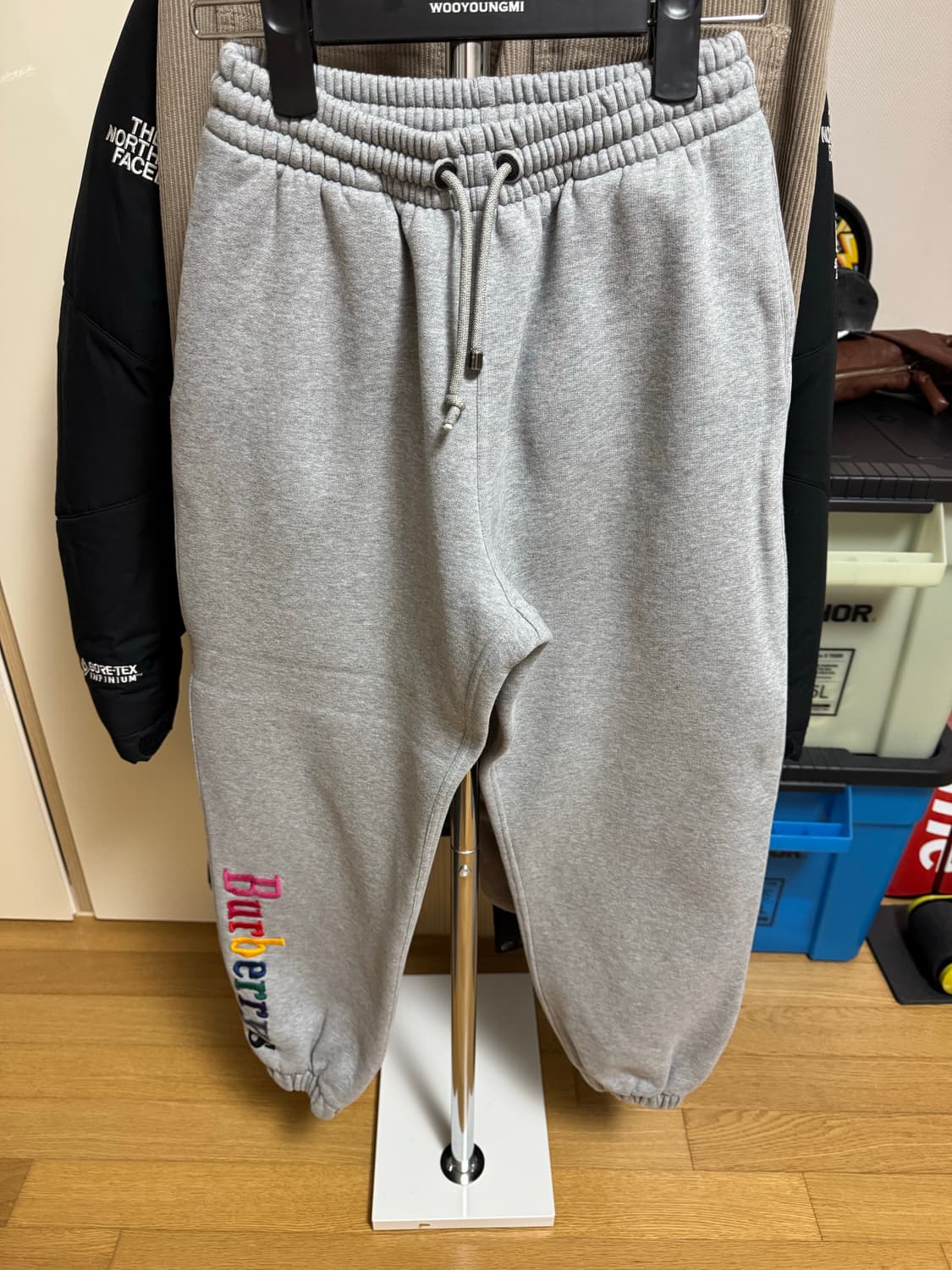 버버리 레인보우 스웻팬츠 미친 가격에 판매합니다! 상품이미지3