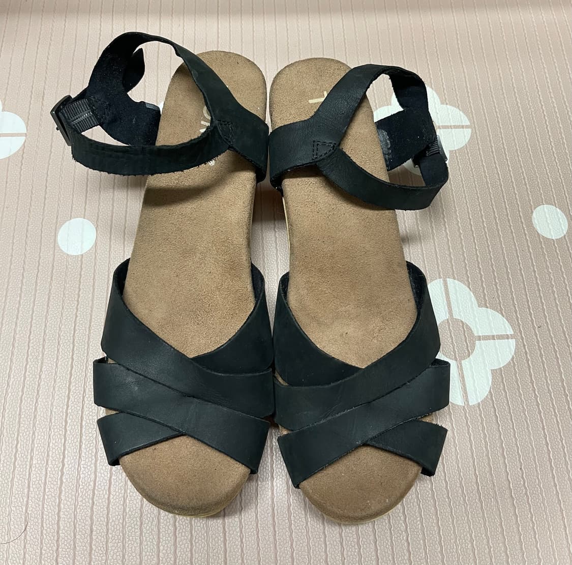 톰스TOMS 정품 여성 샌들 240 상품이미지1