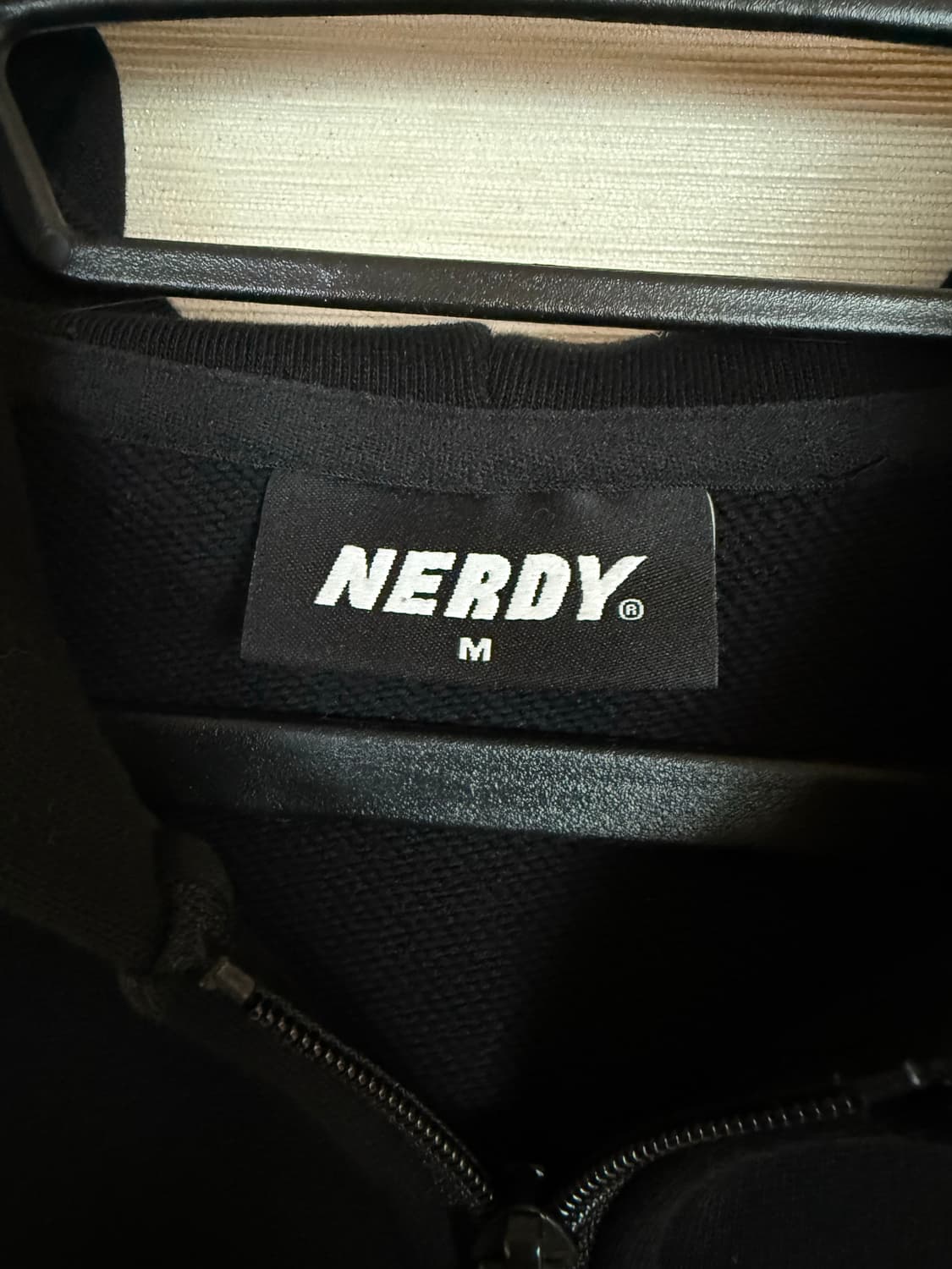 nerdy 널디 black 후드집업 상품이미지3